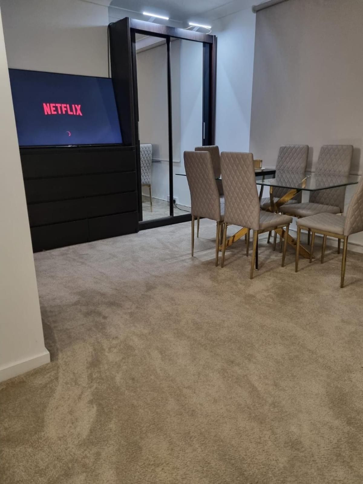 Stylish London Apartment & Free Parking Exterior foto