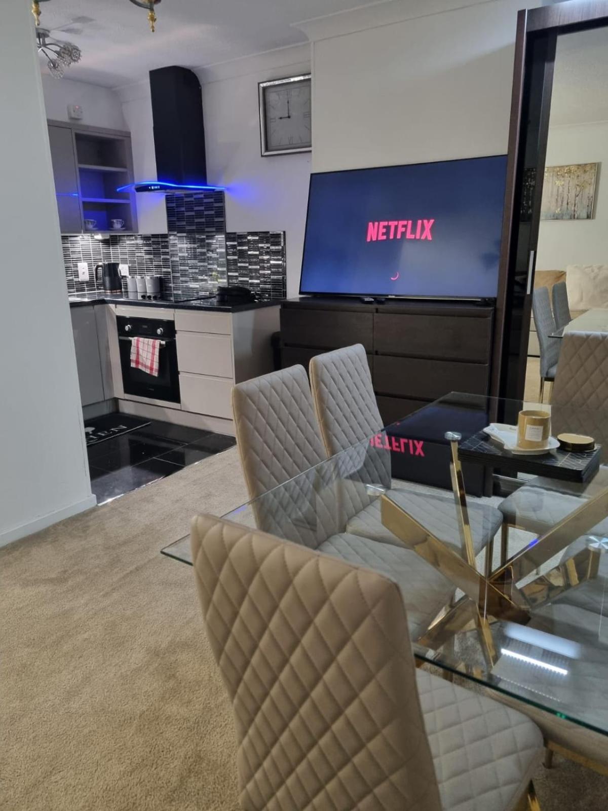 Stylish London Apartment & Free Parking Exterior foto